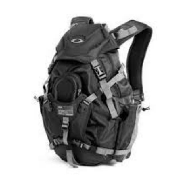 Oakley cheap toolbox backpack