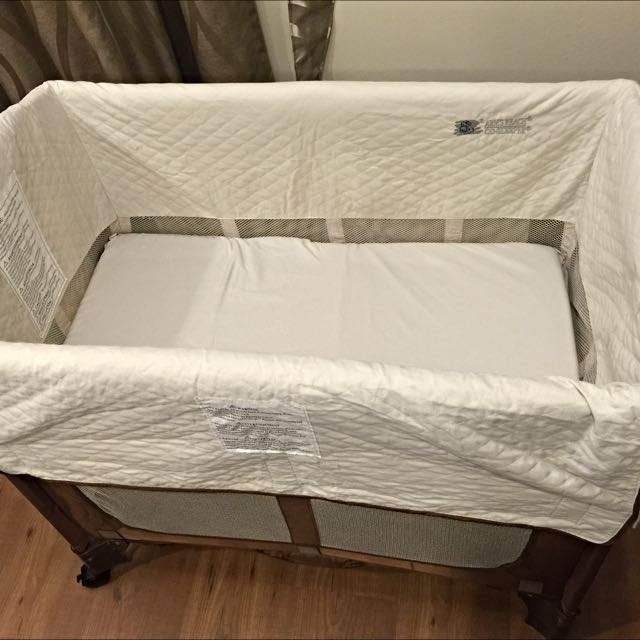 Arm's Reach Co Sleeper Mini Arc Convertible Bedside Babies