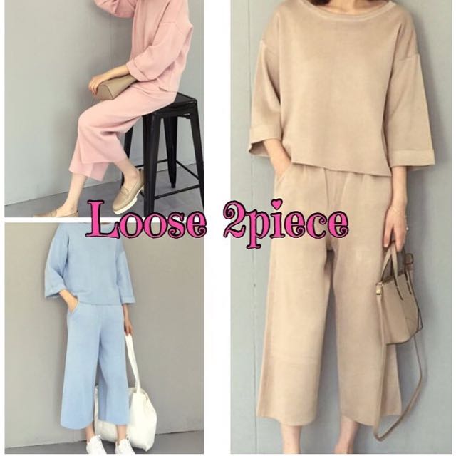 loose pants with crop top