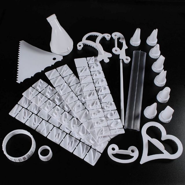 Kiellp Bn Kitchenware Betty Crocker 100 Piece Cake Decorating