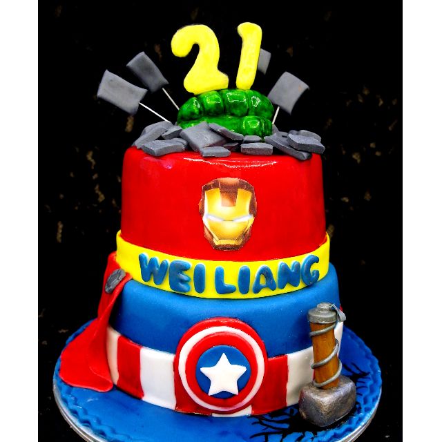 Superhero Cake Customized Fondant Birthday Hulk Avengers Ironman Captain America Thor Women S Fashion On Carousell
