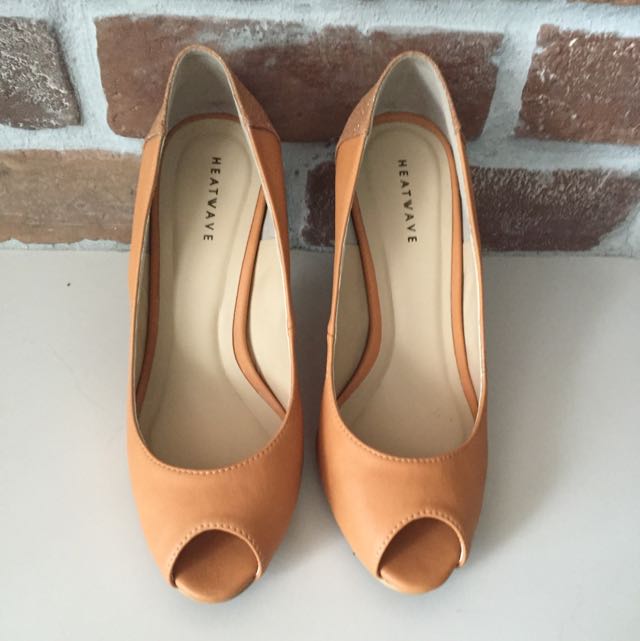 rust colour heels