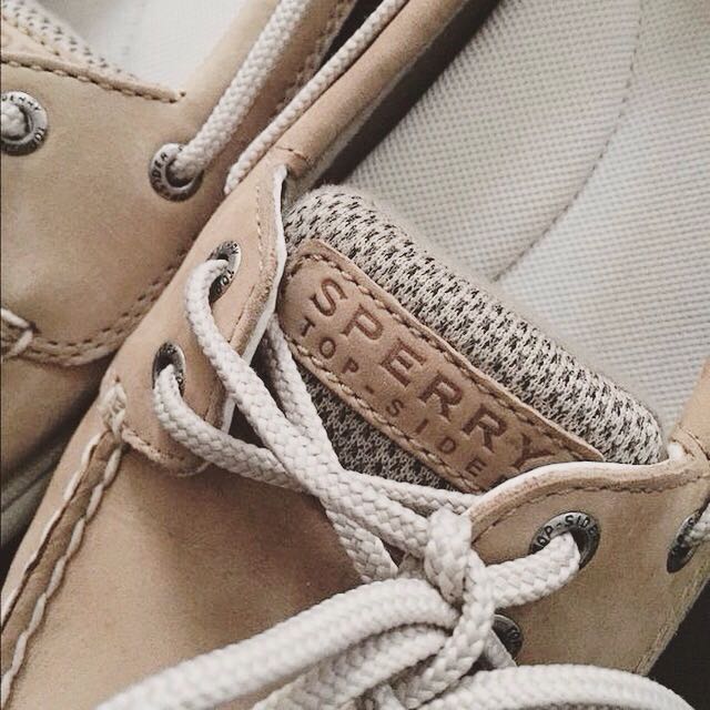 sperry shoes toronto