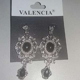 Valencia earing