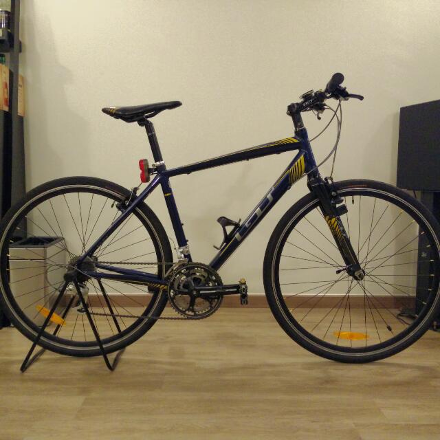 GT TACHYON 3.0 M size 24 speed Great for food delivery. FIXED PRICE