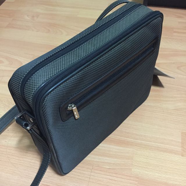 Samson Trails Paneled Shoulder Hand Bag main image 1