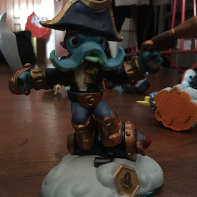 Kids Boy's Skylander Wash Buckler Costume