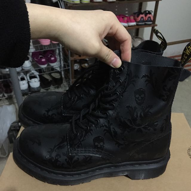 dr martens cassidy