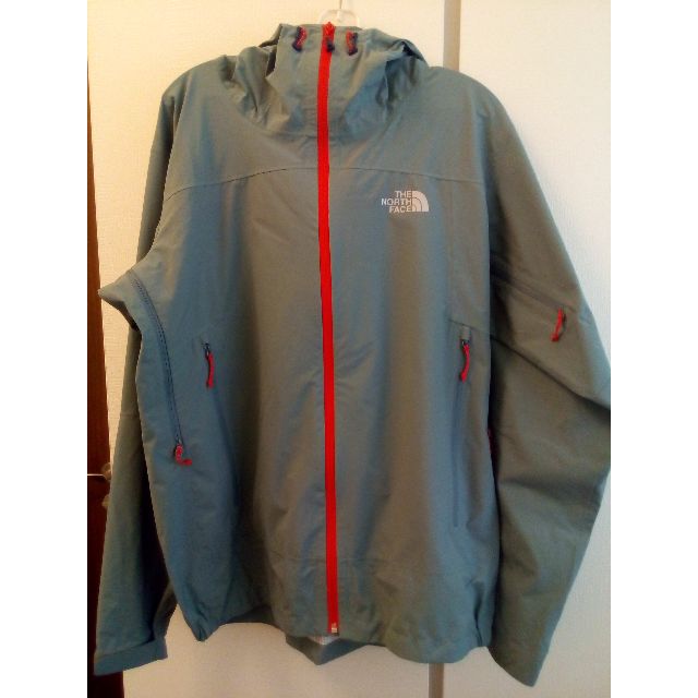 New With Tags! The North Face Fuse Jacket Summit Series HyVent 2.5