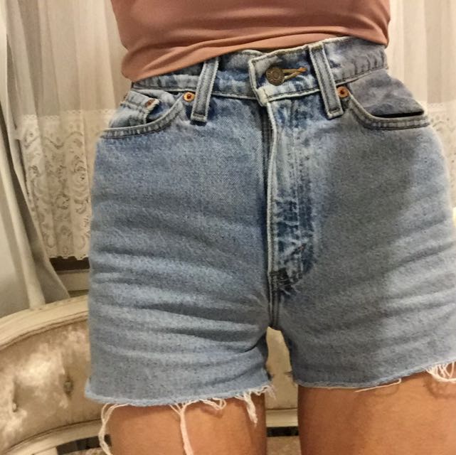 vintage levi cut off denim shorts