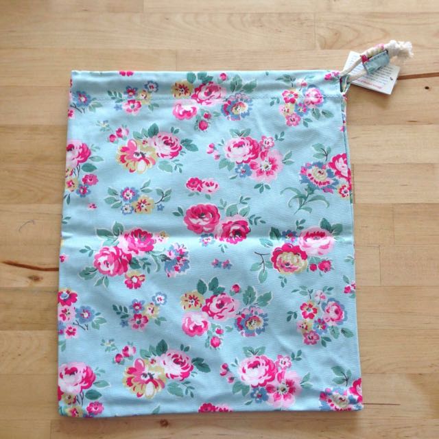 BNWT Cath Kidston Wells Rose Aqua Kids Drawstring Wash Bag