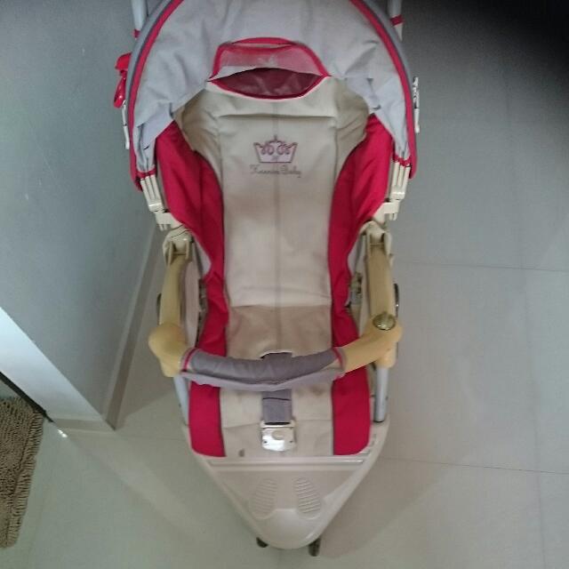 Pram (Category: Strollers) located in Singapore. Submitted by iislenny (Listing ID 40282177, Image 4). Description: .