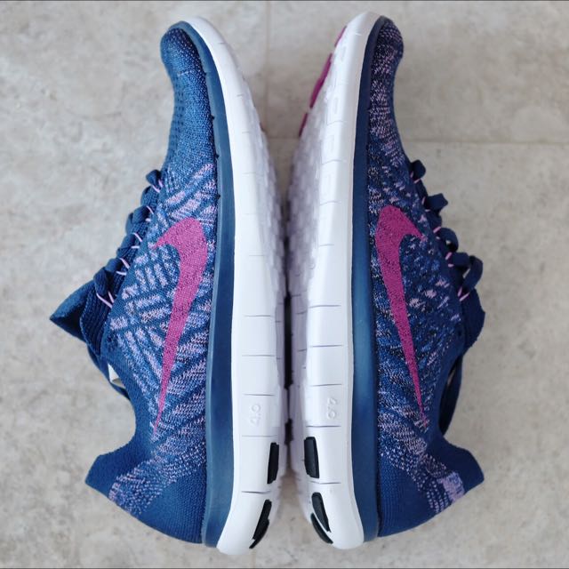 Free 4. flyknit hotsell women's running shoe