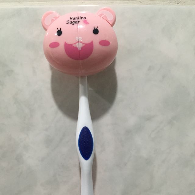 Cartoon One-touch Toothpaste Dispenser (Category: Other Baby Bathing & Changing Needs) located in Manila. Submitted by cheap_cheaper (Listing ID 62663432, Image 3). Description: .
