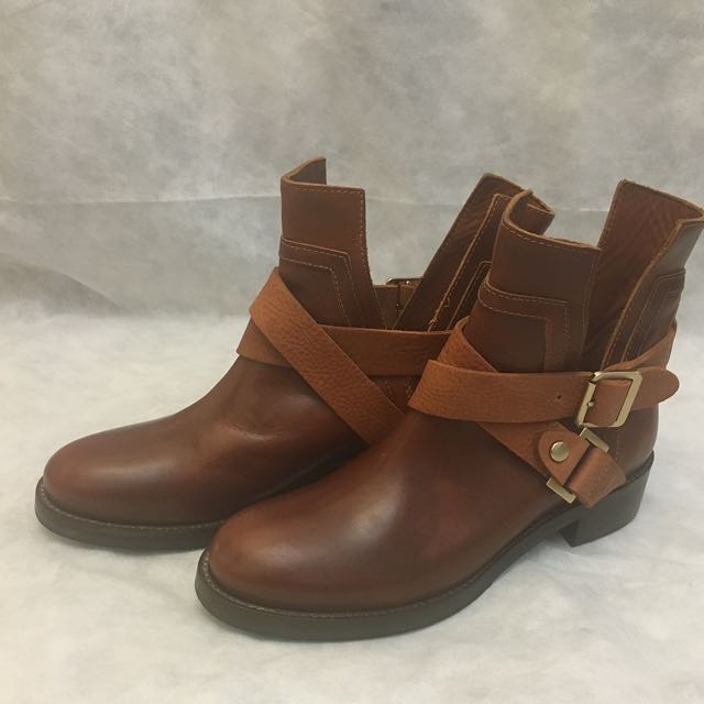 hugo boss leather boots