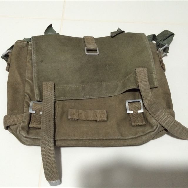 Retro sales school bag
