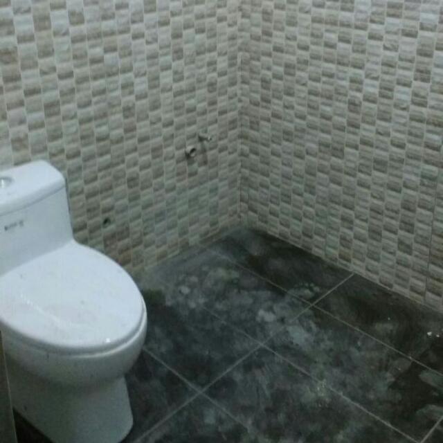 Ubahsuai Bilik Air Property On Carou Photo