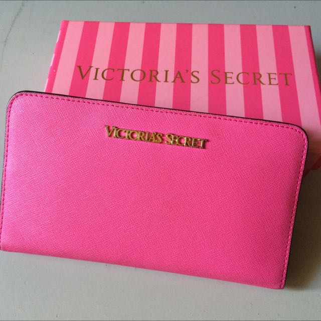Victoria's secret pink wristlet deals