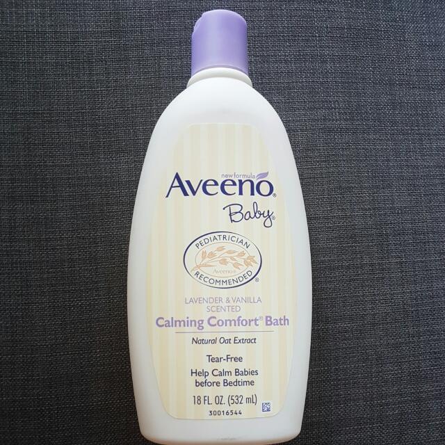 Aveeno Baby Calming Comfort Bath Lavender Vanilla Scented