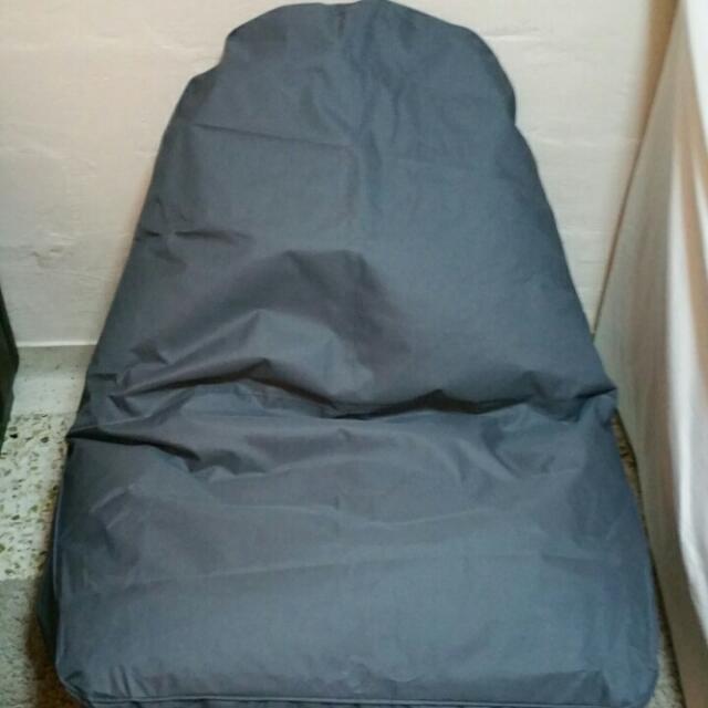 Grey Bean Bag Seat, Babies & Kids, Bathing & Changing, Other Baby