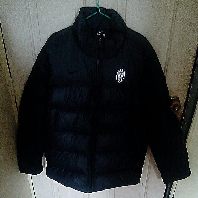 juventus winter jacket