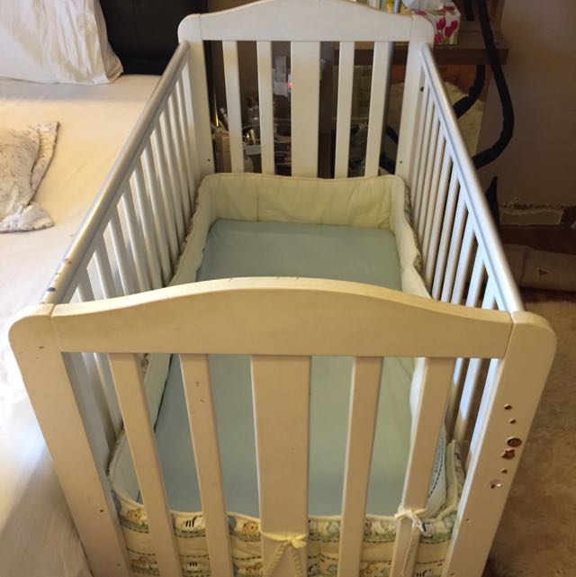 Mothercare Baby Cot, Babies & Kids, Baby Nursery & Kids Furniture, Cots