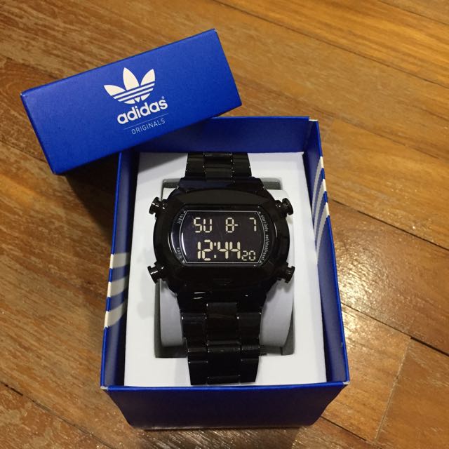 merknaam Voorzitter Transparant Authentic Adidas Candy Watch, Sports Equipment, Exercise & Fitness, Cardio  & Fitness Machines on Carousell