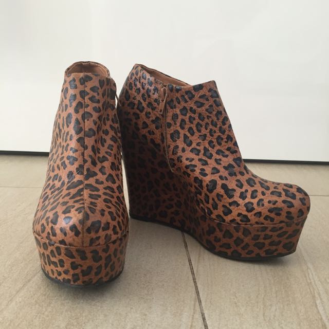 Forever 21 Leopard Print Boots heels Women s Fashion Footwear Heels on Carousell