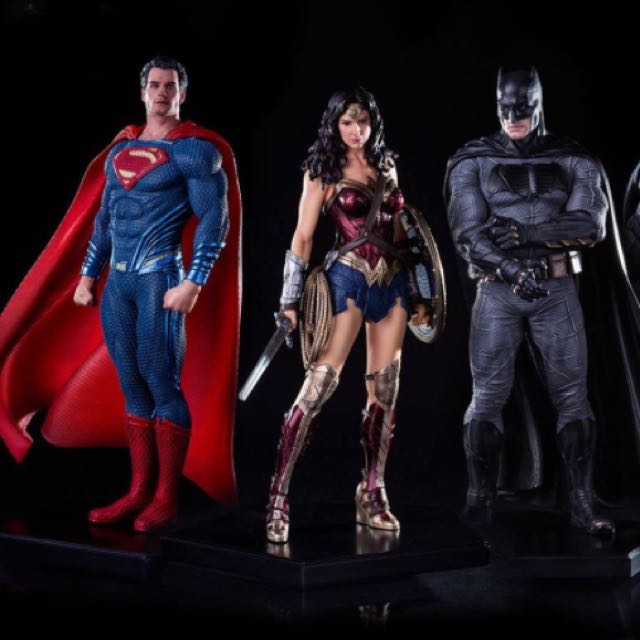Iron Studios Batman Vs Superman Statue Sideshow Bowen Kotobukiya Xm Marvel Dc Hottoys Hot Toys Marvel Bandai Funko Comiquette Figuarts Legends Universe Mark 1 6 1 4 Toys Legends Sentai Megazord Toys Games