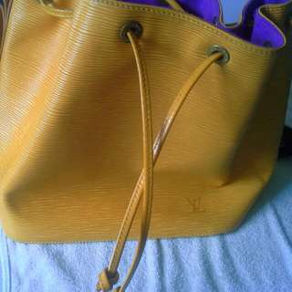 Louis vuitton Petit Noe in pistache, Luxury, Bags & Wallets on Carousell