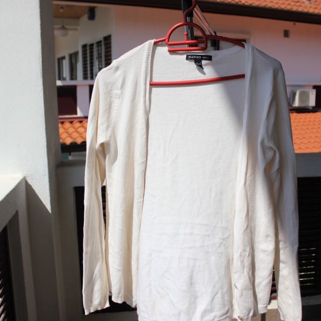 Mango Basic cardigan (Category: Blouses) located in Kuala Lumpur. Submitted by bellabelly (Listing ID 63264000, Image 1). Description: In creamy white colour In size S Bought it @RM60.