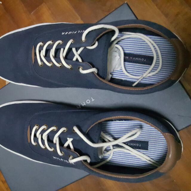 Tommy Hilfiger Phelipo Sneakers Size US11 Mens Men s Fashion Footwear Sneakers on Carousell