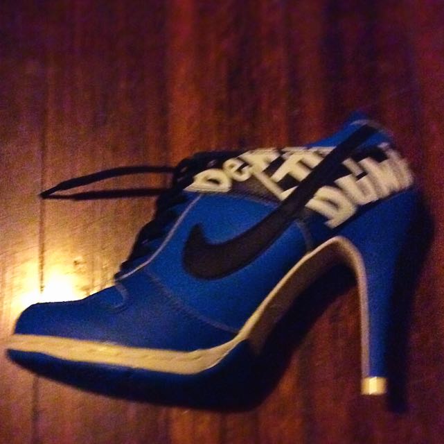 nike heels