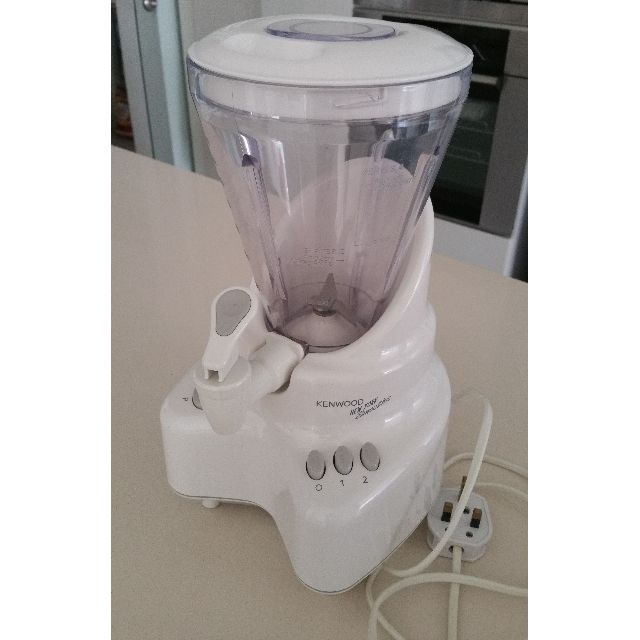 Kenwood SB200 New York Smoothie 450W (White), TV & Home Appliances, Kitchen Appliances, Juicers, Blenders & Grinders Carousell