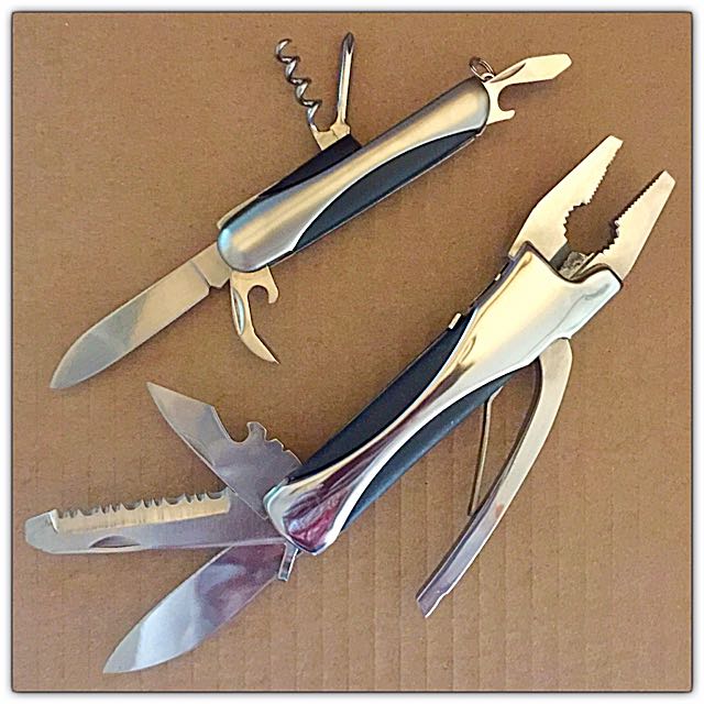 BN Multi-Function Folding Tool Set (Category: Accessory holder, box & organizers) located in Singapore. Submitted by serendipity3658 (Listing ID 63500982, Image 1). Description: .