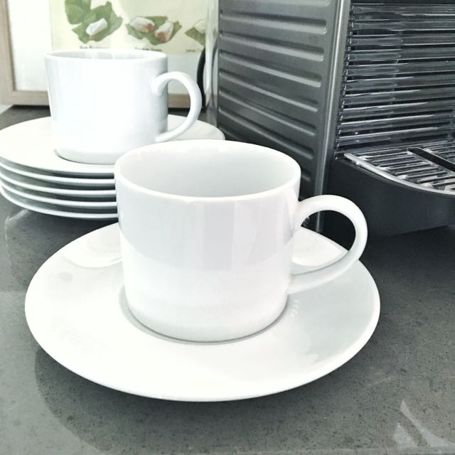 https://media.karousell.com/media/photos/products/2016/08/11/crate__barrel_16_pc_coffee_cup_and_saucer_set_1470898692_e85dc57e.jpg