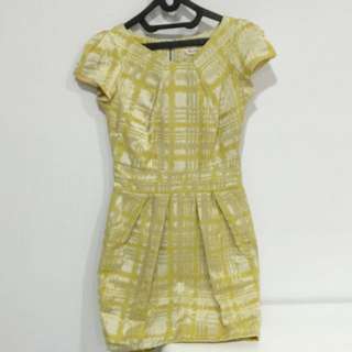 Miss Selfridge Yellow Pattern Capped Sleeve Dress
