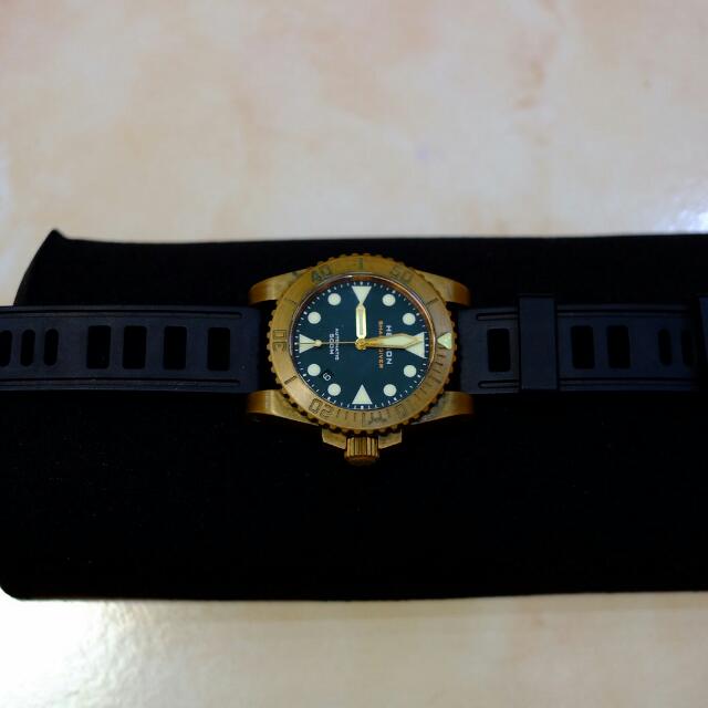 Helson SD 40 Bronze Green Luxury Watches on Carousell