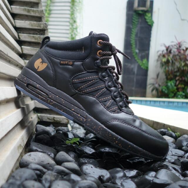 HUF x Wu tang clan 20th Anniversary enter the wu tang chambers