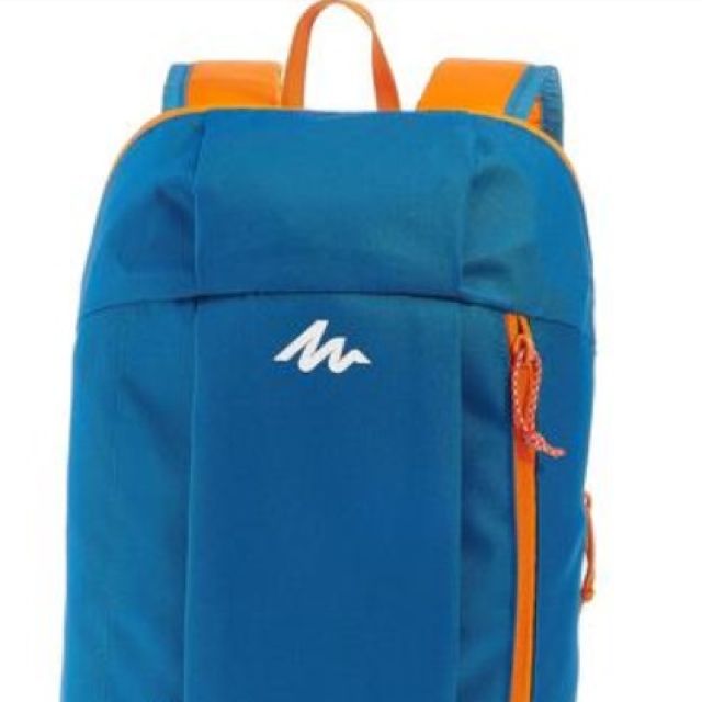 Small Backpack (Category: Everything Else) located in Singapore. Submitted by sellamore (Listing ID 57770834, Image 1). Description: .