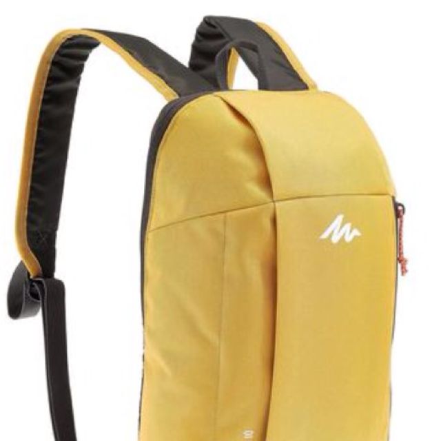 Small Backpack (Category: Everything Else) located in Singapore. Submitted by sellamore (Listing ID 57770834, Image 2). Description: .