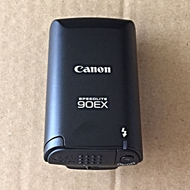 canon speedlite 90ex flash