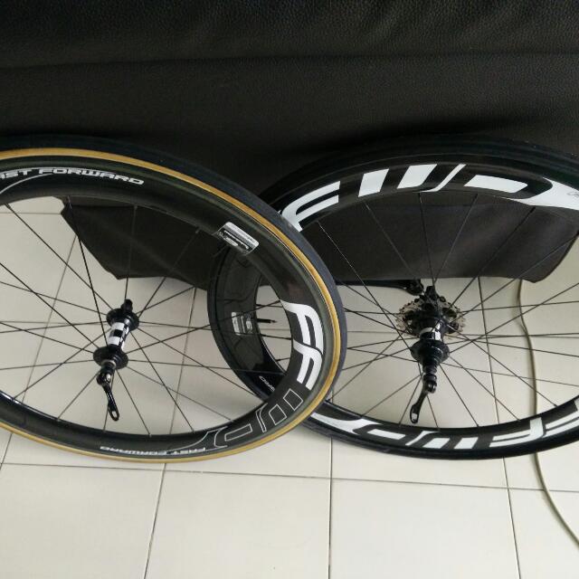 パーツ FFWD F6R dtswiss 240s hubs tubular FFWD Wheels F6R FCC 60mm Tubeless Carbon Clincher Wheel Set