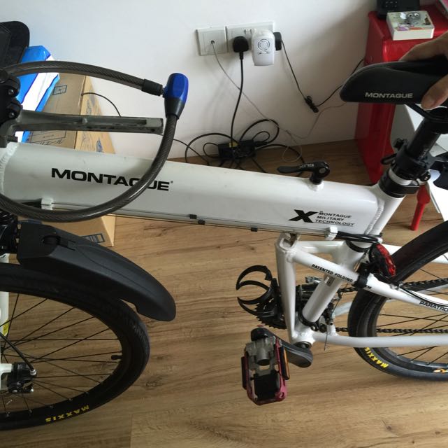 Montague Paratrooper 24 Speed White