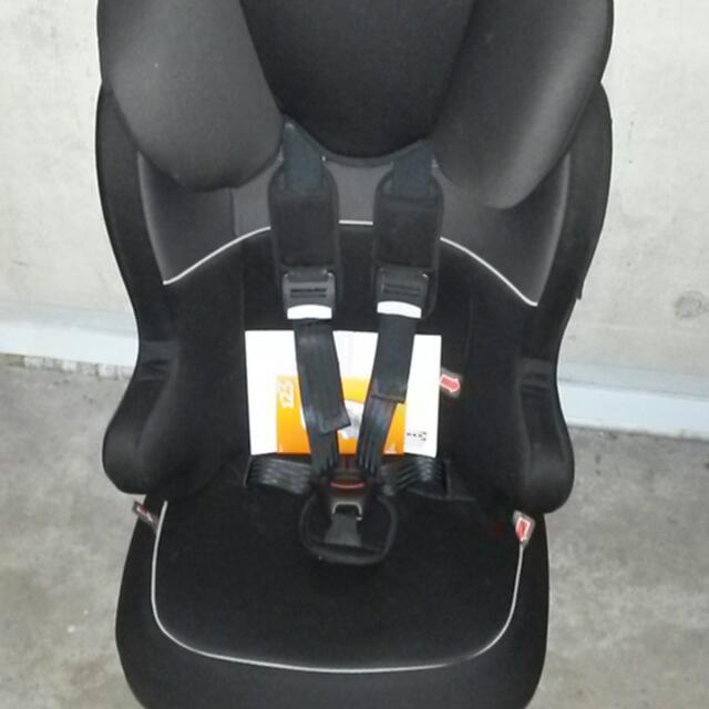 Nania Universal Child Car Seat on Carousell