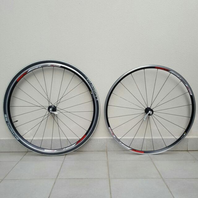 Shimano Wheelset WH-R501, Sports Equipment, Bicycles & Parts, Bicycles ...