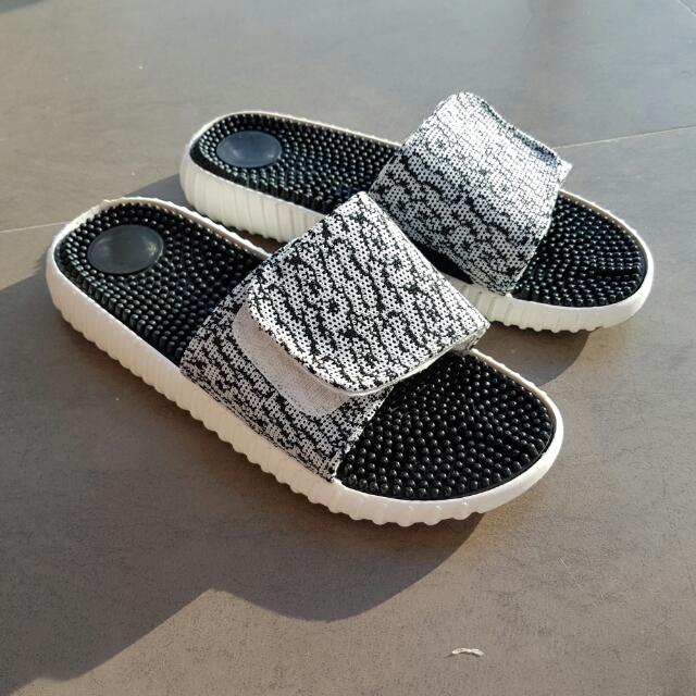 yeezy 350 slides