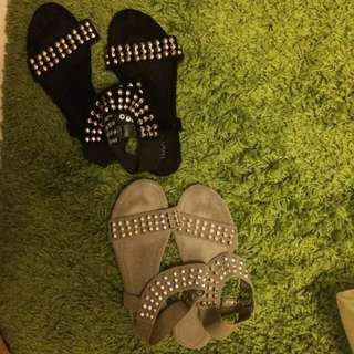 2 Pairs Sandals