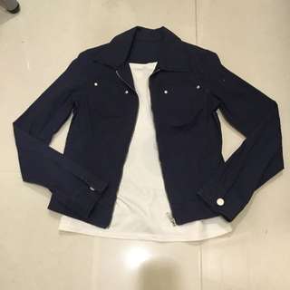 dg4963的商品正在carousell旋转拍卖上贩售