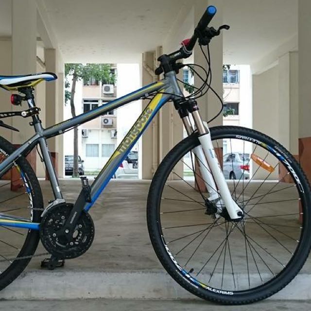 Mongoose reform sport 700c hybrid hot sale